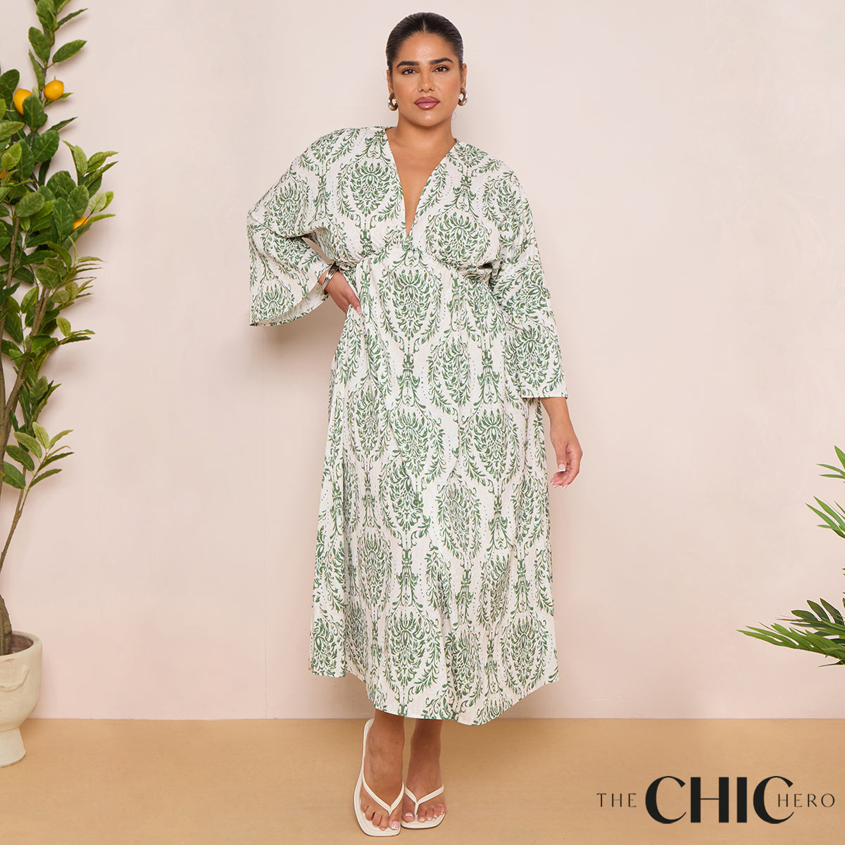 Leaves Print Ruched Sleeveless Maxi Dress main image 1