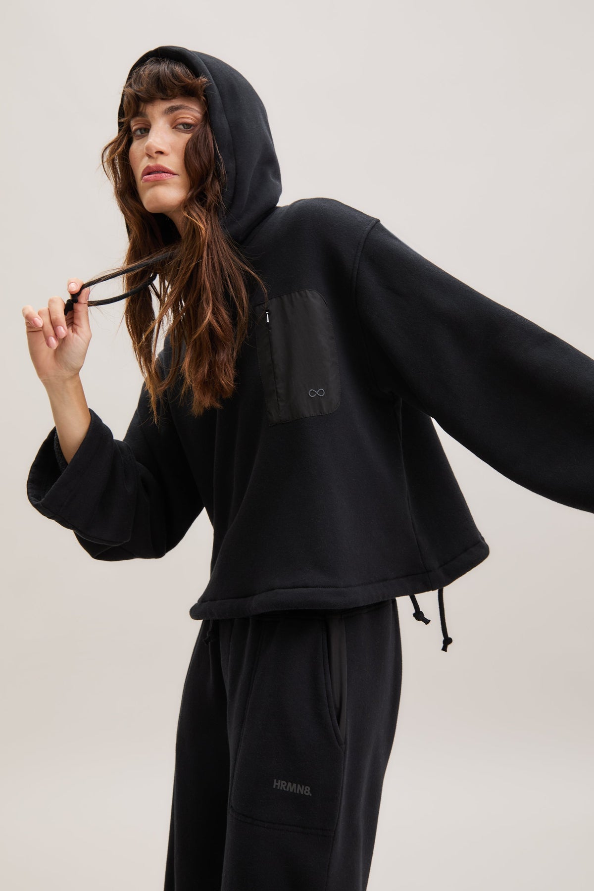 Black Oversized Cropped Hoodie – Orbit – view 02