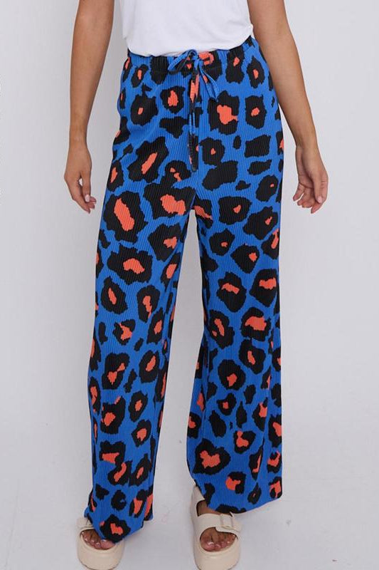 Plus Size Blue Leopard Abstract Print Wide-Leg Drawstring Palazzo Pleated Pants | TheChichero