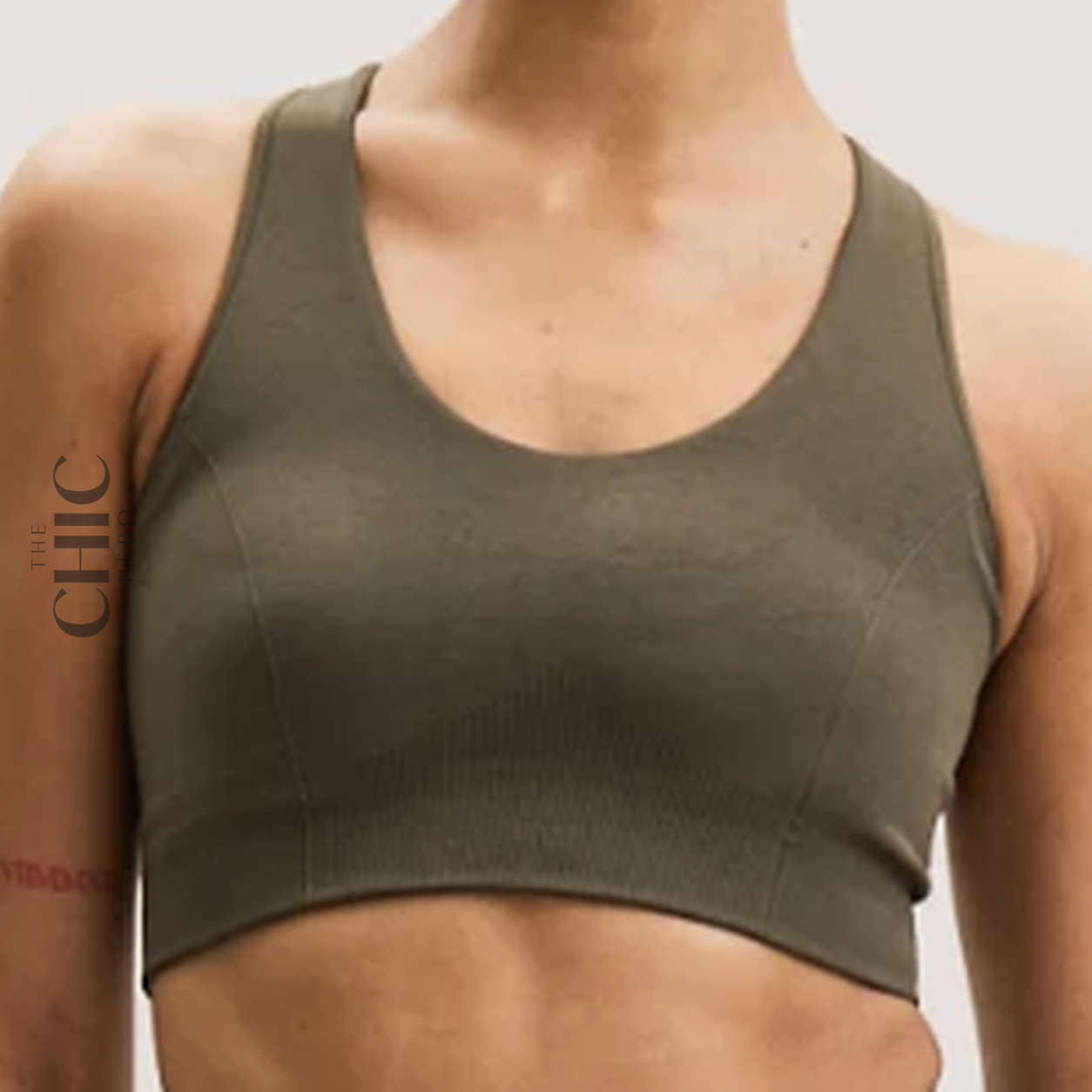 The Chic Hero Moss Green Scoop-Neck Sports Bra – Sculpt front product image