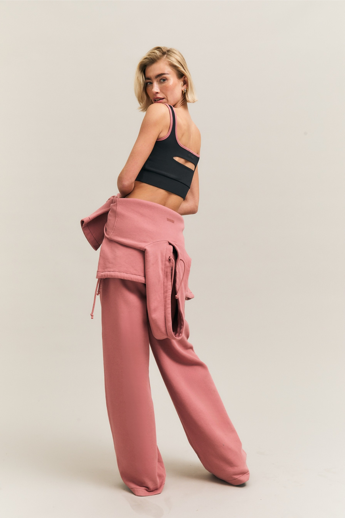 Dusty Rose Relaxed Seam-Detail Joggers – Allure – view 05