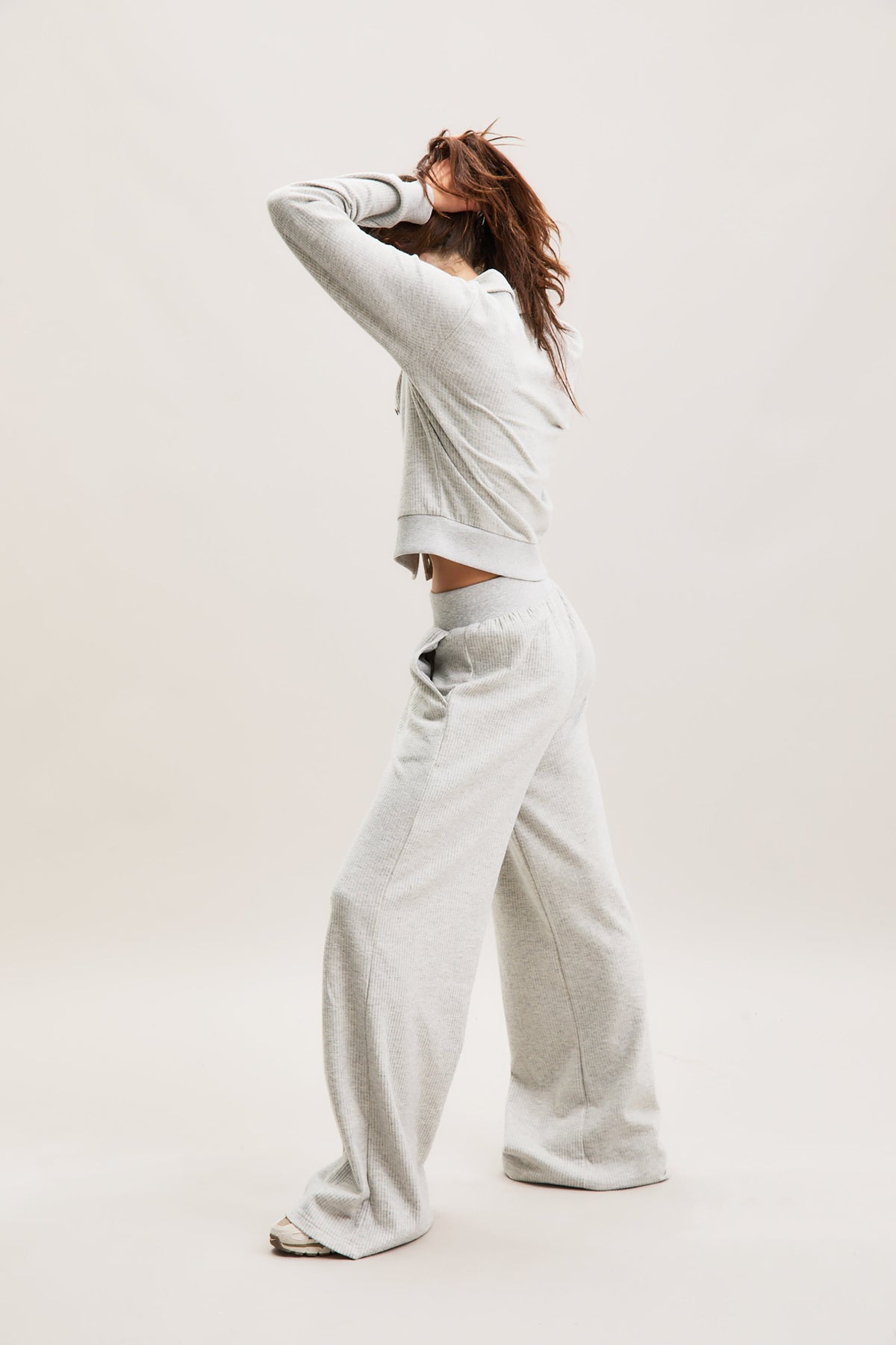 Stone Grey Pinstripe Wide-Leg Trousers – Terra – view 06