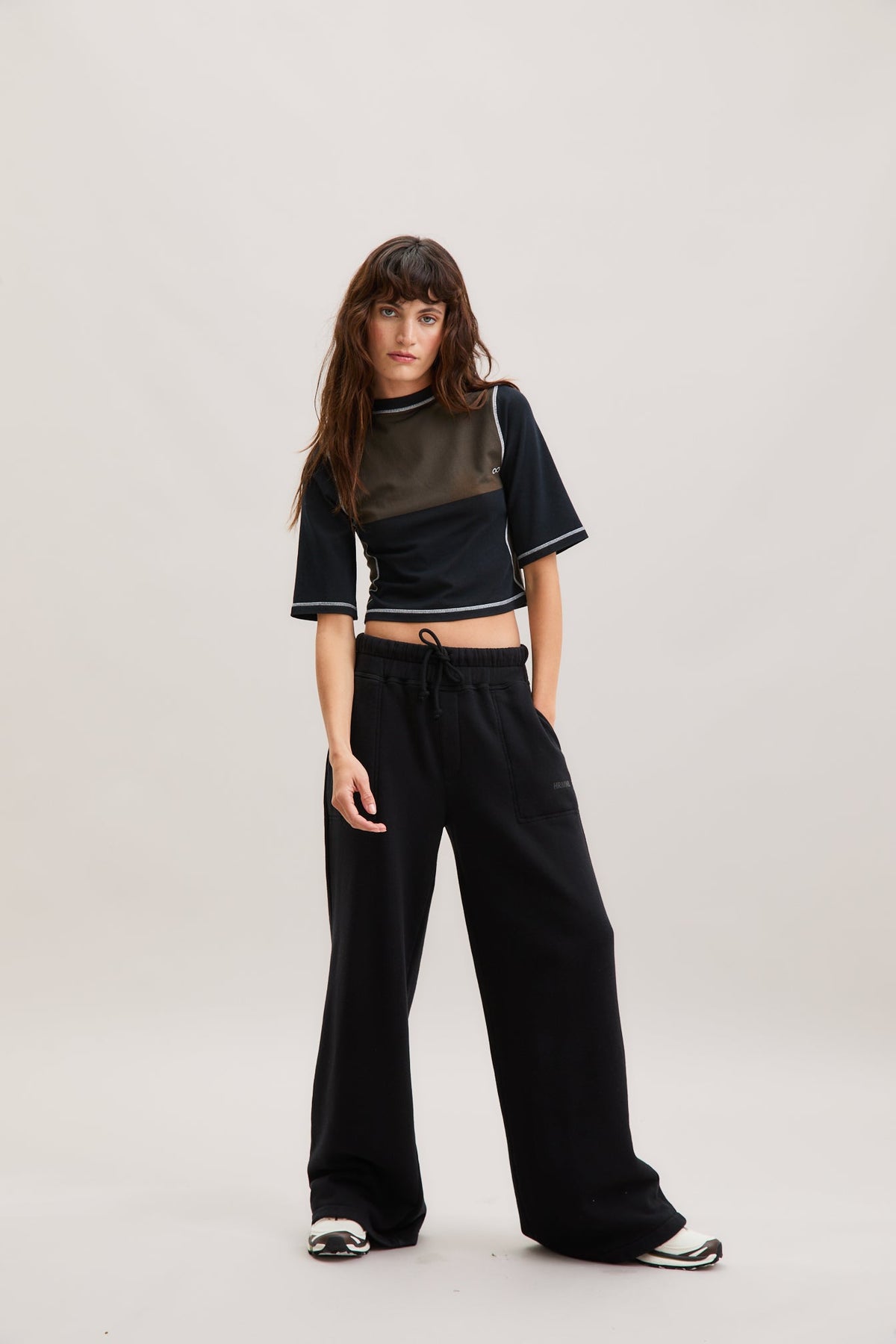 Black & Stone Colour-Block Relaxed Tee – Shift – view 03