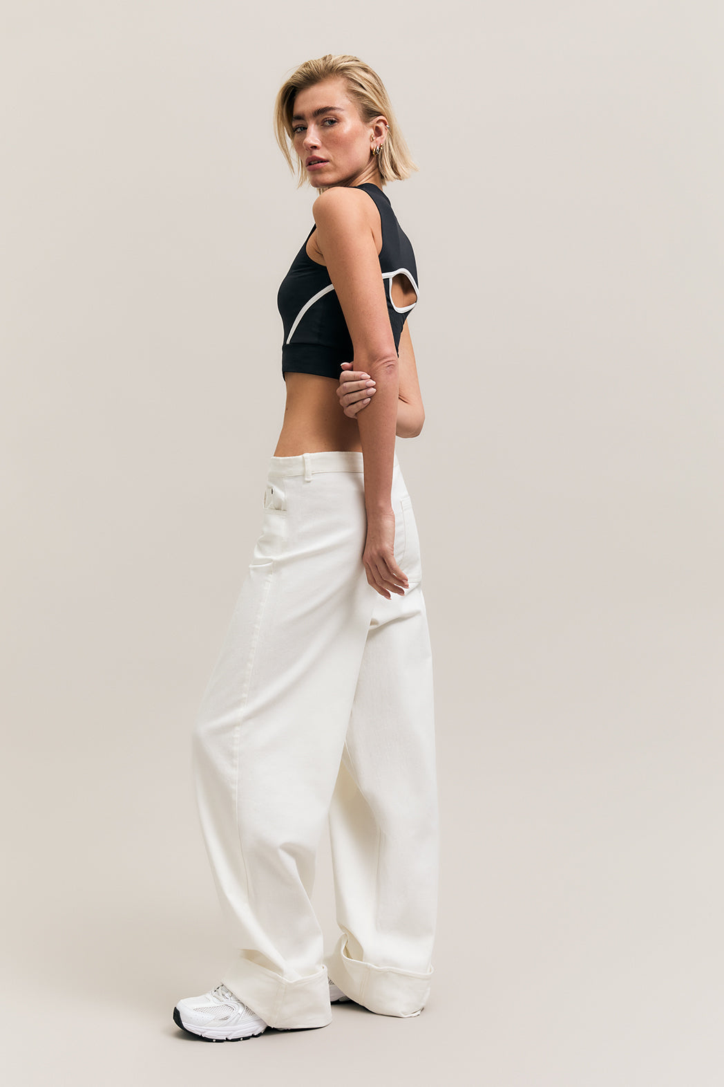 Cream Tailored Wide-Leg Trousers – Torque – view 03