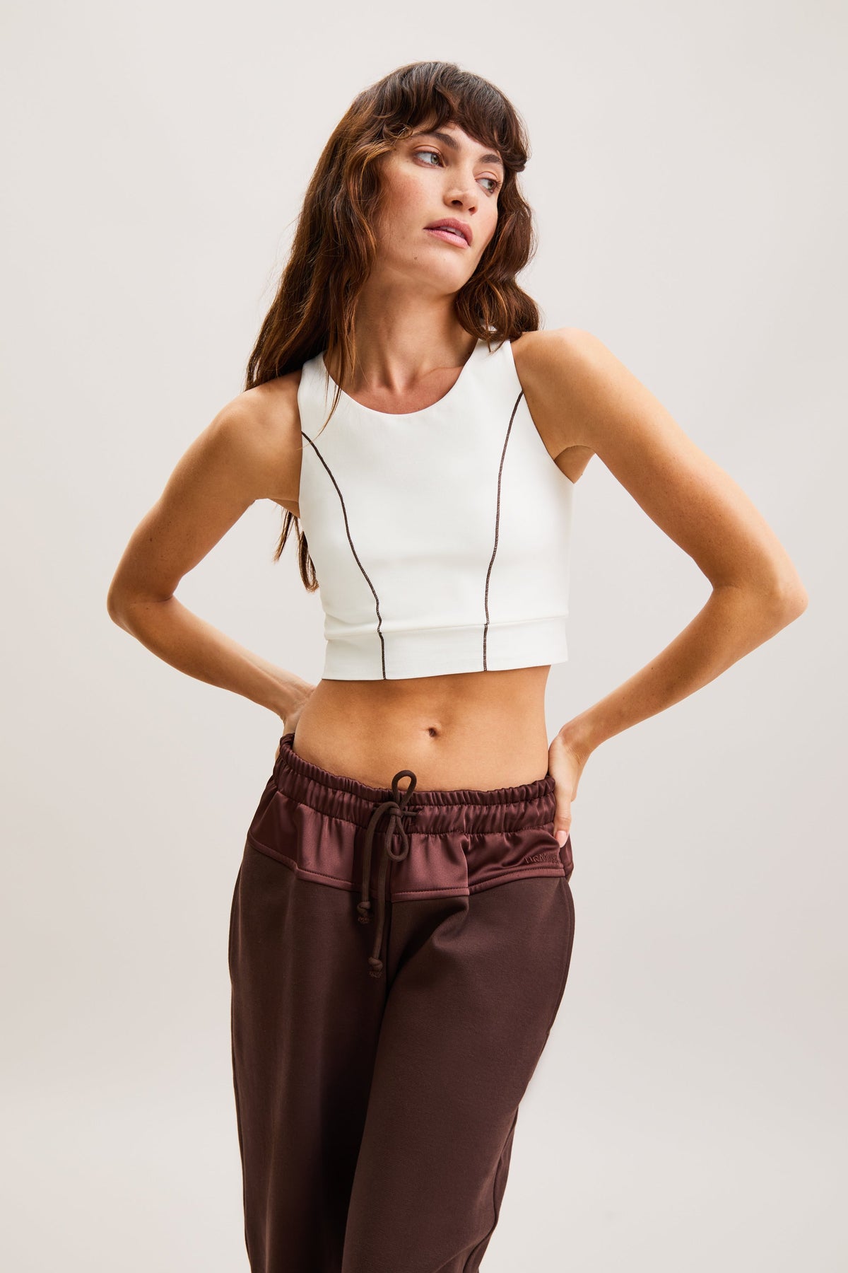 White Scoop-Neck Contrast-Seam Tank – Streamline – view 05