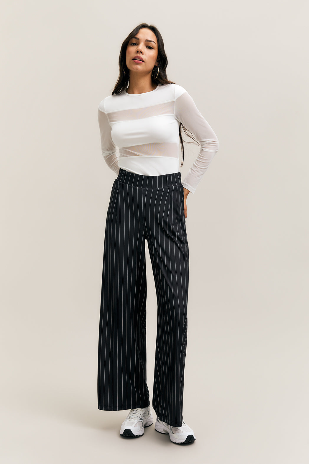 White Sheer-Panel Long-Sleeve Top – Veil – view 01
