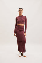 Burgundy Ribbed Side-Slit Maxi Skirt – Flow – view 03