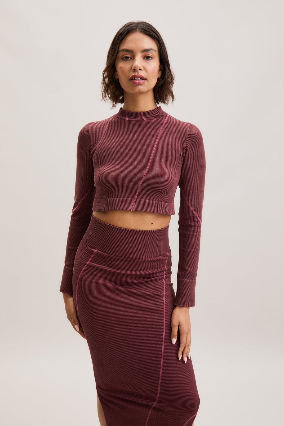 Burgundy Ribbed Cutout Long-Sleeve Top – Flow – view 04
